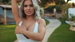 Electra Morgan at Hayley's Secrets | Comings And Goings