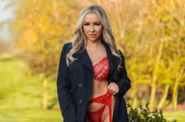 Beth Morgan at Beth Morgan Official | Winter Aura