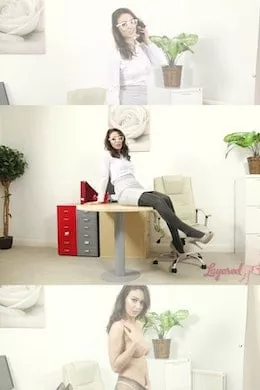 Lauren Louise at Layered Nylons