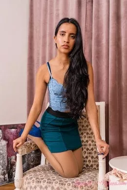 Viviane at Layered Nylons