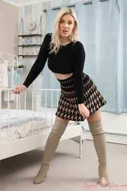 Asha Evans at Layered Nylons