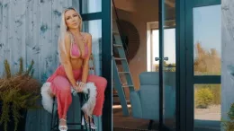 Beth Morgan at Beth Morgan Official | Just Outside BTS