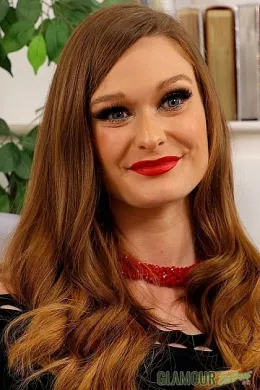 Honour May at Strictly Glamour | 4K UHD Video of model interview with Honour May undertaken at her shoot on 10th January 2022.