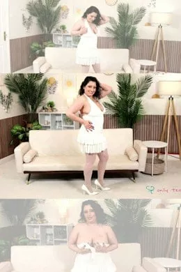 Jasmine De Launay at Only Tease