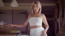 Gina Barrett at Skin Tight Glamour | Little Re Treat BTS