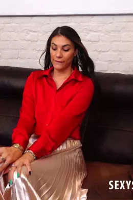 Roxy Mendez at Sexy Satin Silk Fun