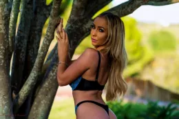 Beth Morgan at Hayley's Secrets | Beneath The Summer Canopy