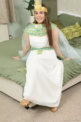 Harper at Only Tease