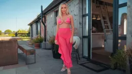 Beth Morgan at Beth Morgan Official | Finding Freedom In Fuchsia