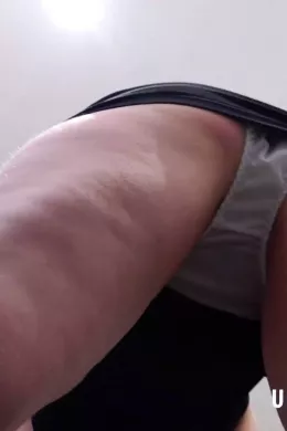 Ivy Rain at UK Upskirts