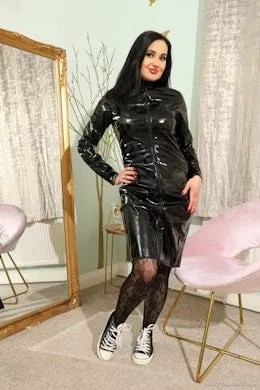 Bonnie at Only Tease