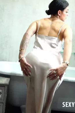 Roxy Mendez at Sexy Satin Silk Fun