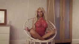 Charlotte Stevens at Hayley's Secrets | Lifted BTS