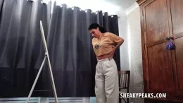 Roxy Mendez at Sneaky Peeks