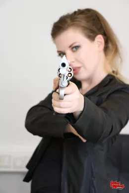 Helen Stephens at Lethal Lipstick | Helen Stephens looking lethal