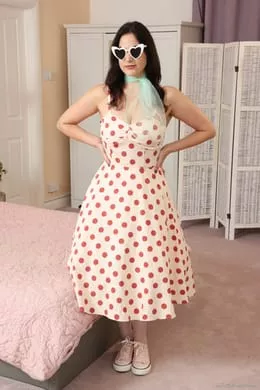 Ali Harper at Only Tease