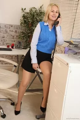 Daisy Rose at Only Tease