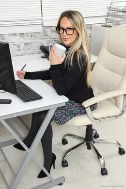 Felicity Hill at Only Opaques