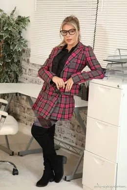 Tillie at Only Opaques