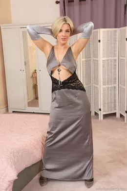 Asha Evans at Only Silk And Satin