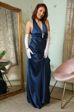 Robyn J at Only Silk And Satin