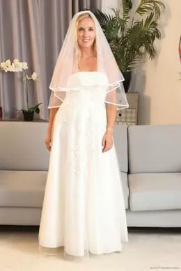 Bex White at Only Tease