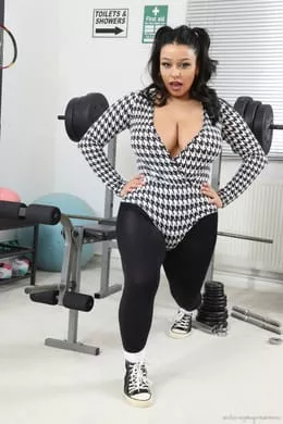 Arabella X at Only Opaques