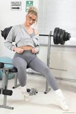 Miss Layla at Only Tease