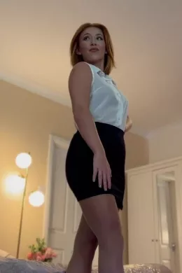 Robyn J at Only Secretaries