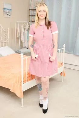 Em Yang at Only Tease