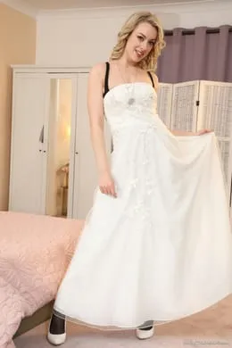 Rosa at Only Tease