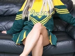 Melissa at Panty Man | Ukupskirts